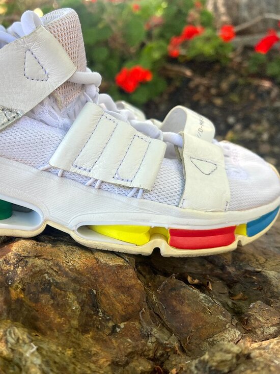 Adidas Oyster Holdings x Twinstrike ADV White Rainbow Sneakers Size 8 Men\'s main image 3